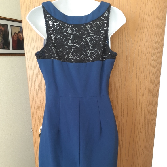Misses' Midi Dress - Picture 2 of 6